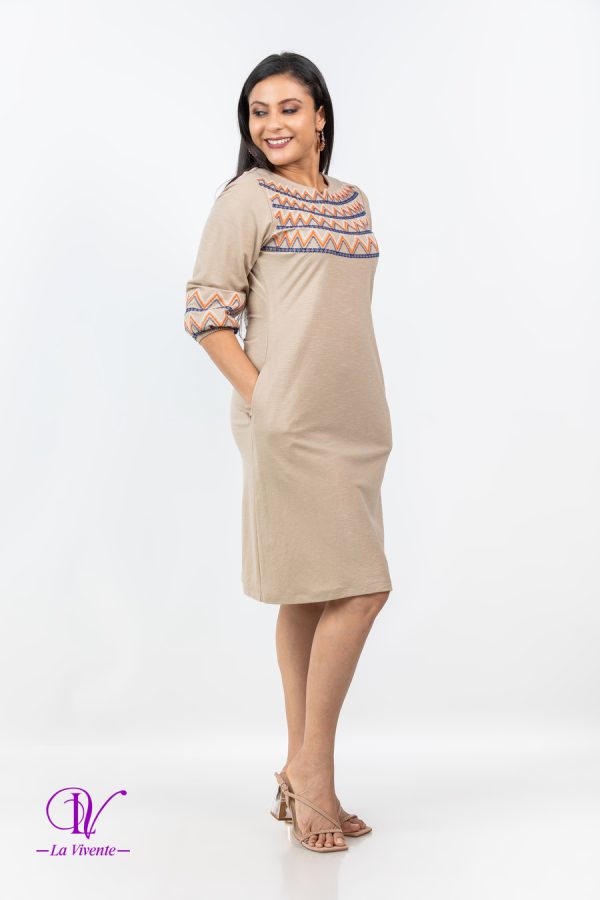 Embroidery Knit Dress - Image 5