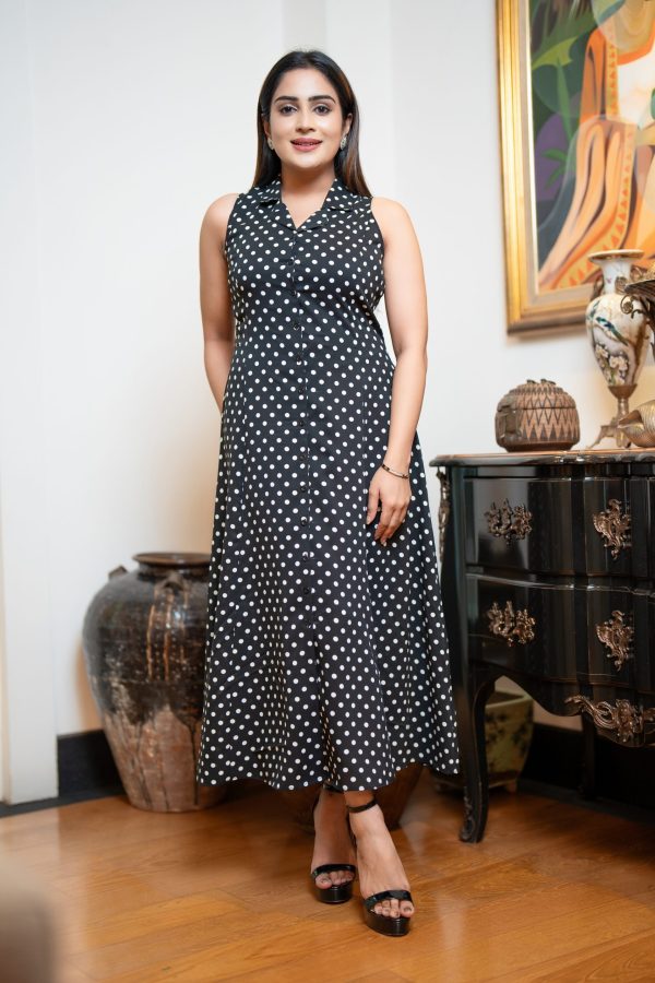 Sleeveless Polka Dot Lapel Collared Button Up Maxi Dress - Image 2