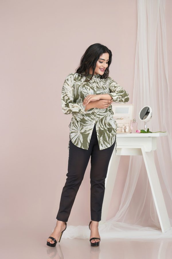 Tropical Patterned Side Ruching Detailed Button Up Shirt Top - Image 4