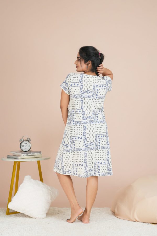 Floral Patterned Loose-fit Nightdress - Image 2