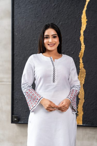 Geometric Embroidered Placket Detailed Kurta