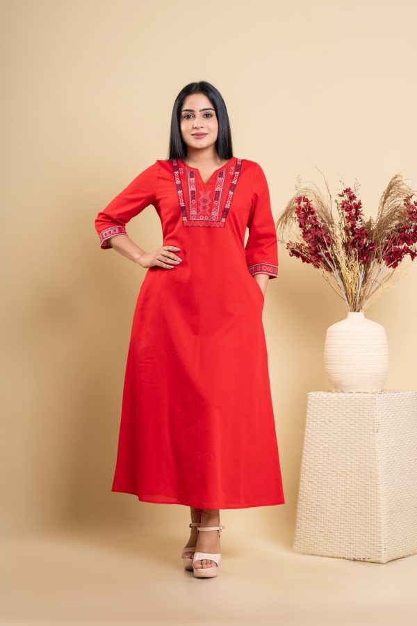 Geometric Embroidered Maxi Dress - Image 5