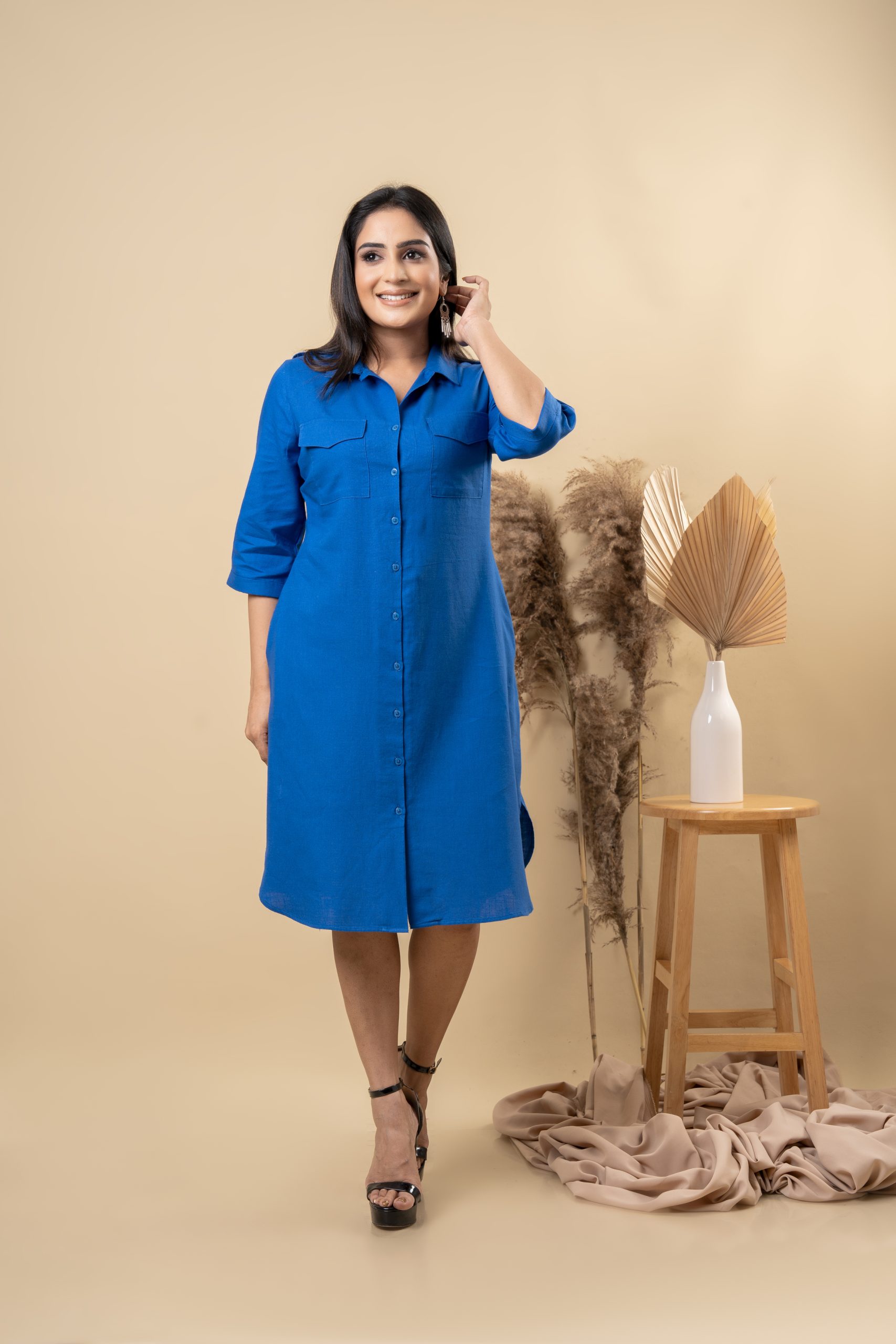 Back York Embroidered Shirt Collared Short Dress - Image 4