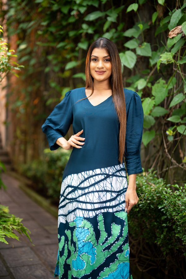 Abstract Printed Batik Midi Dress - Image 4
