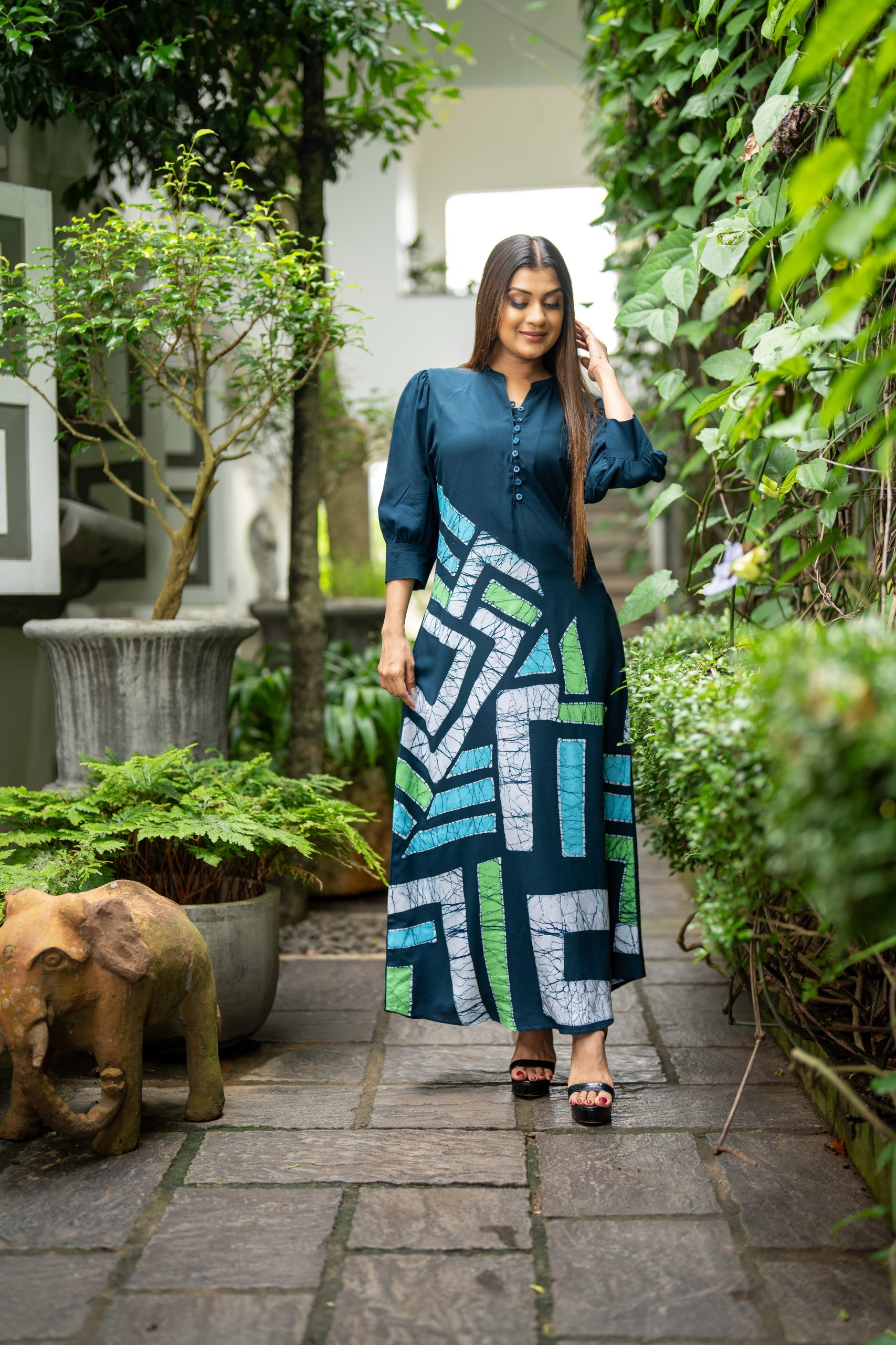 Abstract Geometric Printed Batik Maxi Dress - Image 2