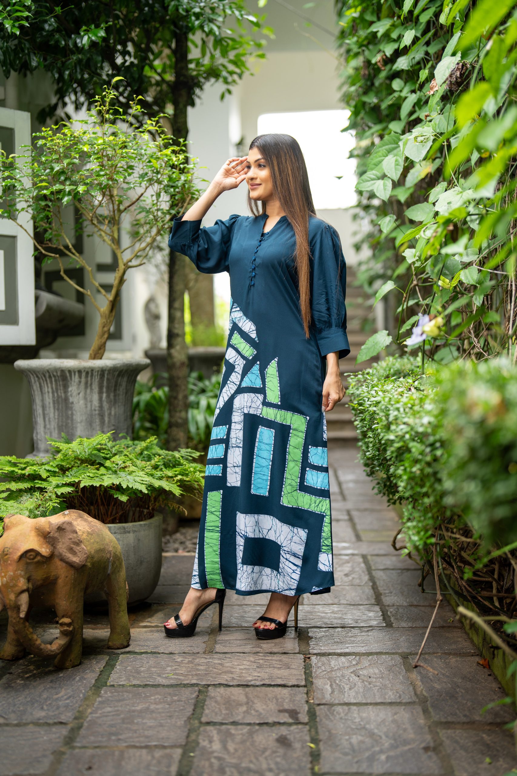 Abstract Geometric Printed Batik Maxi Dress - Image 3