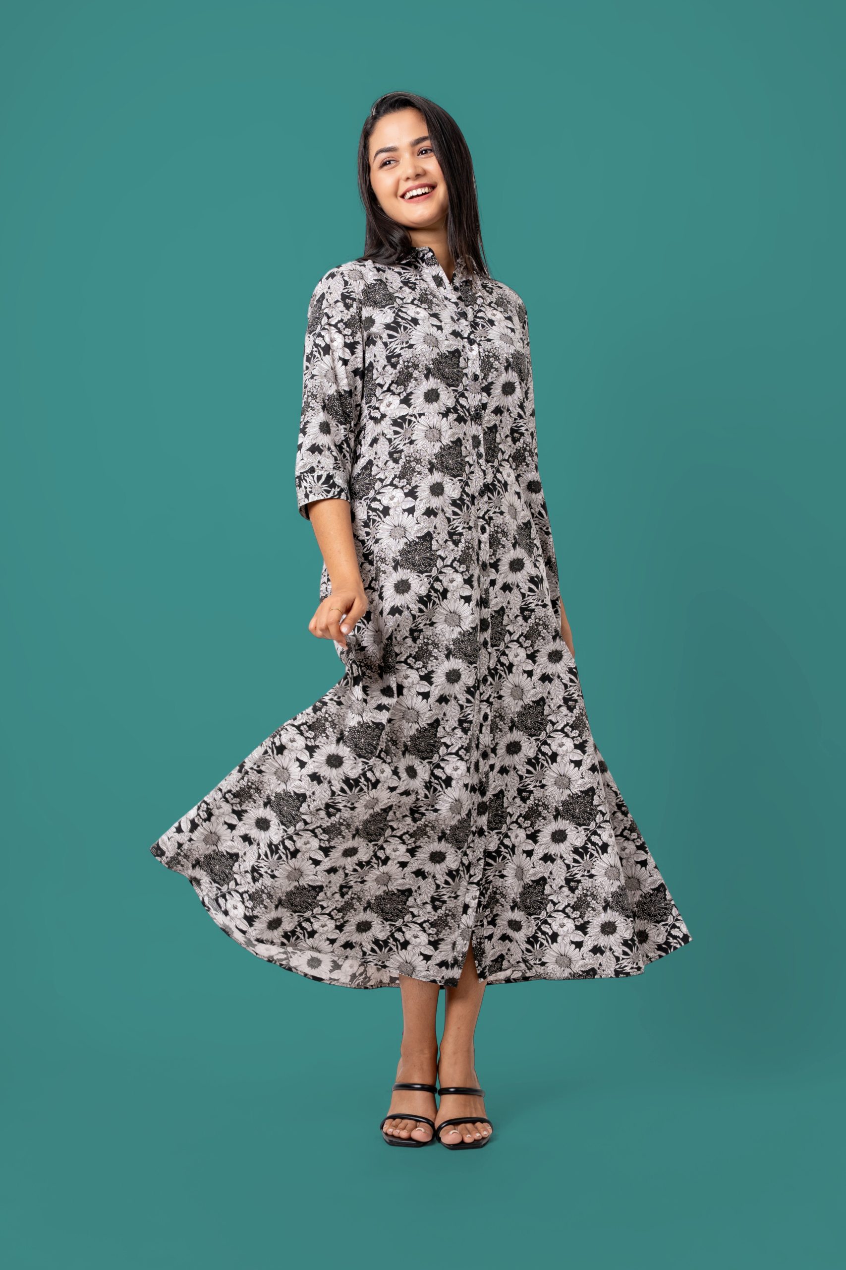 Floral Patterned Button Up Maxi Dress - Image 4