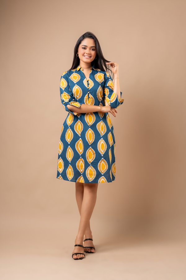 Sleeve Button Detail Patterned Batik Short Dress - Image 4