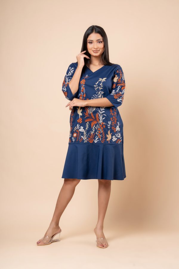 Botanical Embroidery Detail Short Dress - Image 5