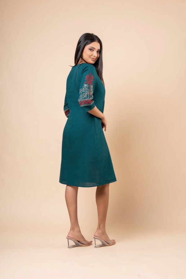Embroidery Detail Short Dress - Image 5