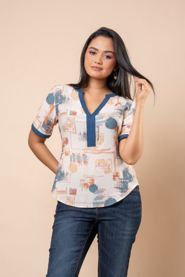 Contrast Detailed Short Sleeve Top