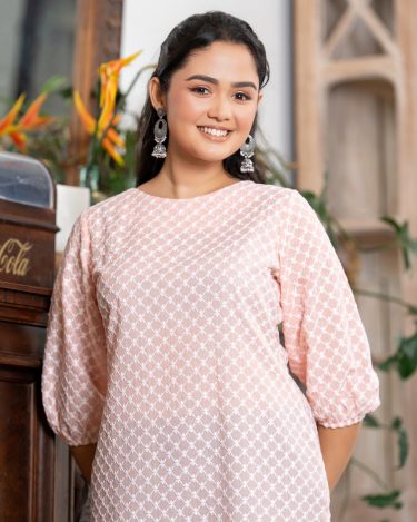 Puff Sleeve Curved Hem Kurta Top