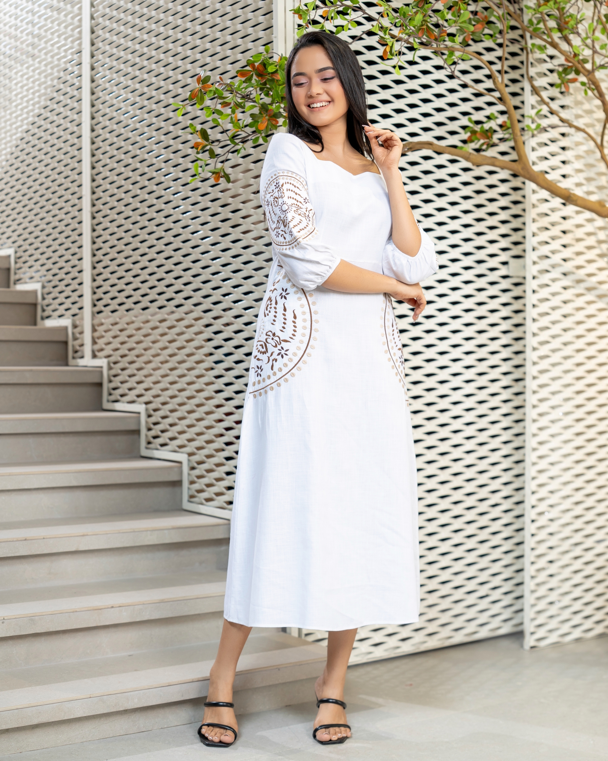 Square Neck Puff Sleeve Embroidery Maxi Dress - Image 5