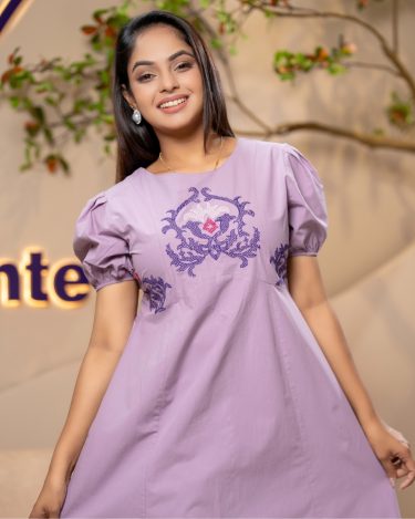 Embroidery Puff Sleeved Curve Waist Detail Midi Dress