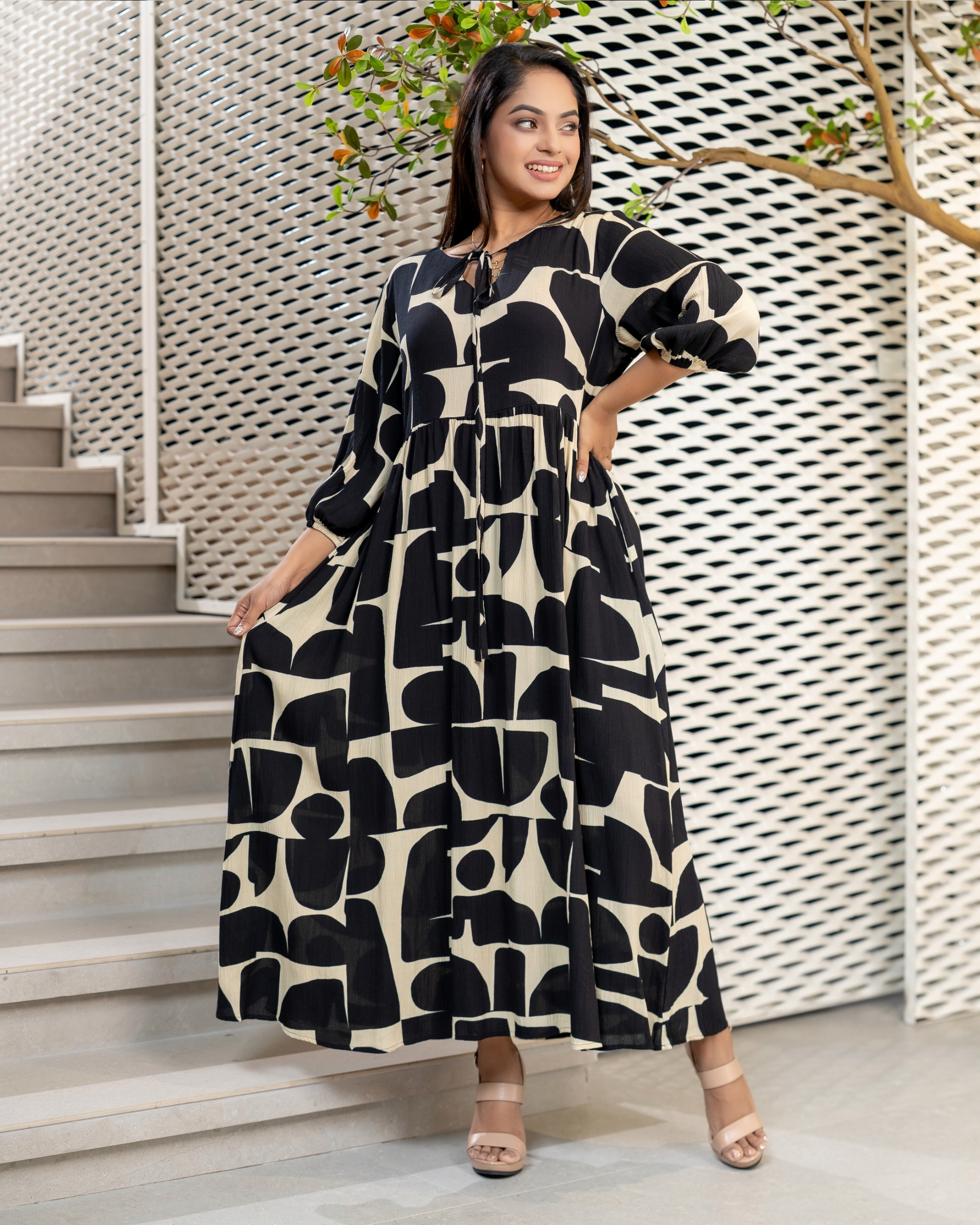 Puff Sleeve Tie-up Detail Maxi Dress - Image 5