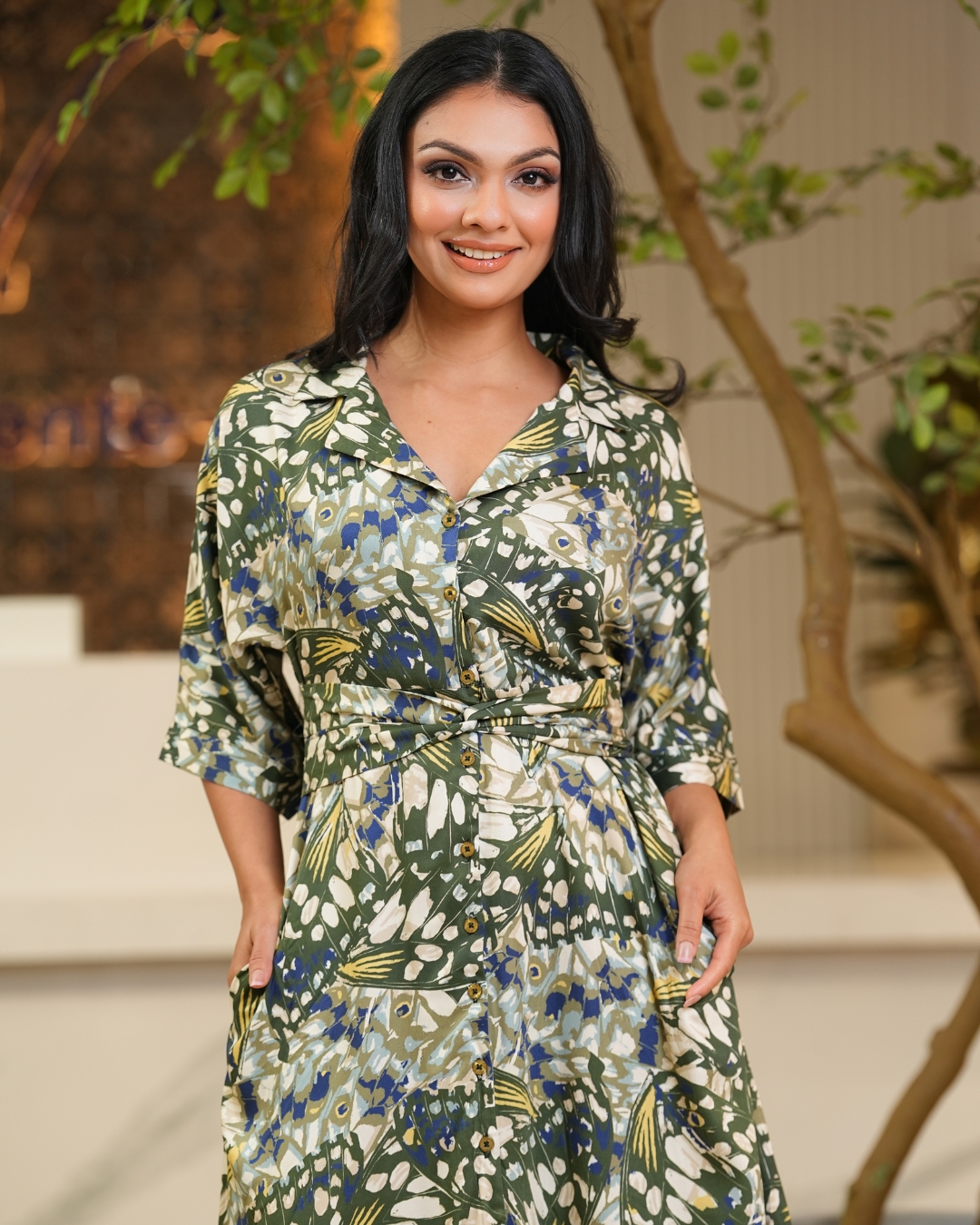 Waist Twist Detail High-Low Hem Midi Dress - Image 2