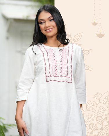 Asymetrical Hem Round Neck Embroidery Kurta Top