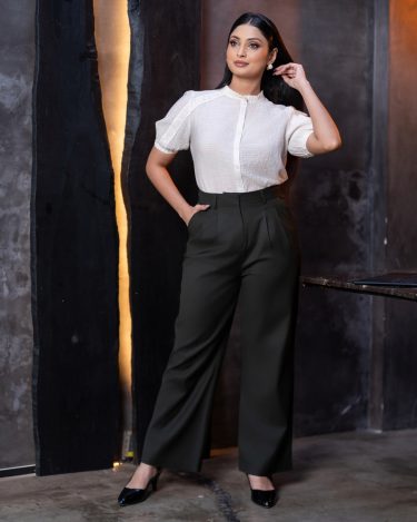 Pleat Detail Straight Leg Pants