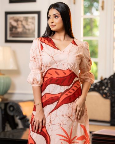 Leaf Detailed Double Puff Sleeve Batik Maxi Dress