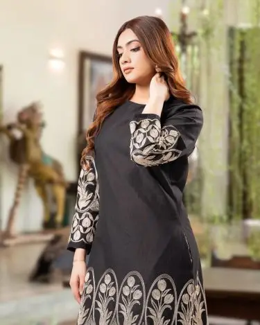 The Golden Arch Motif  Embroidered Short Shift Dress